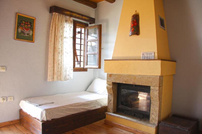 To Xani Otel Palaios Panteleimonas Oda fotoğraf