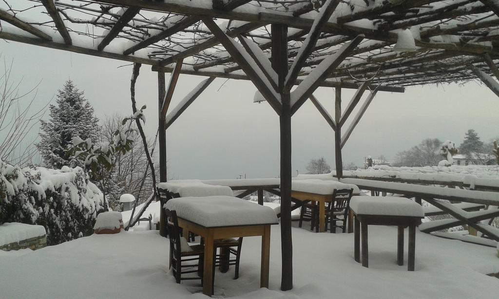 To Xani Otel Palaios Panteleimonas Dış mekan fotoğraf